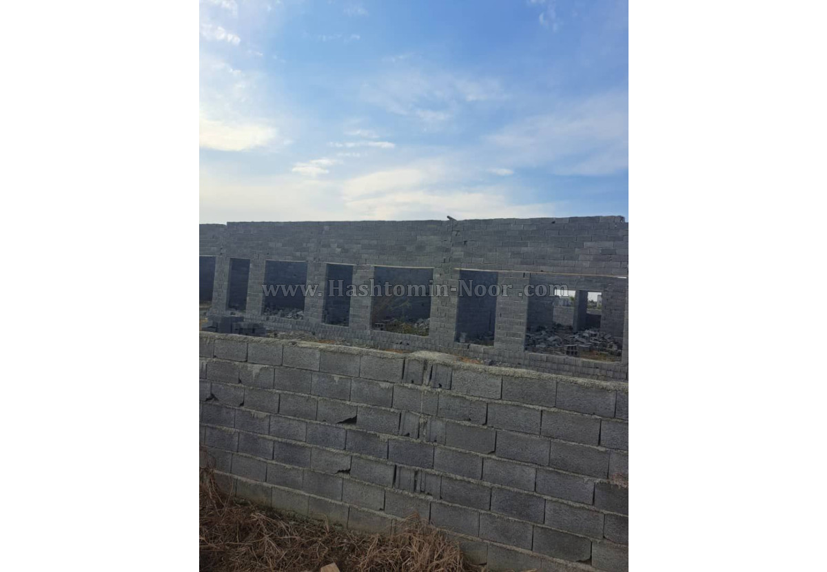 فروش فوری ویلای نیمه کاره فقط 900 میلیون تومان